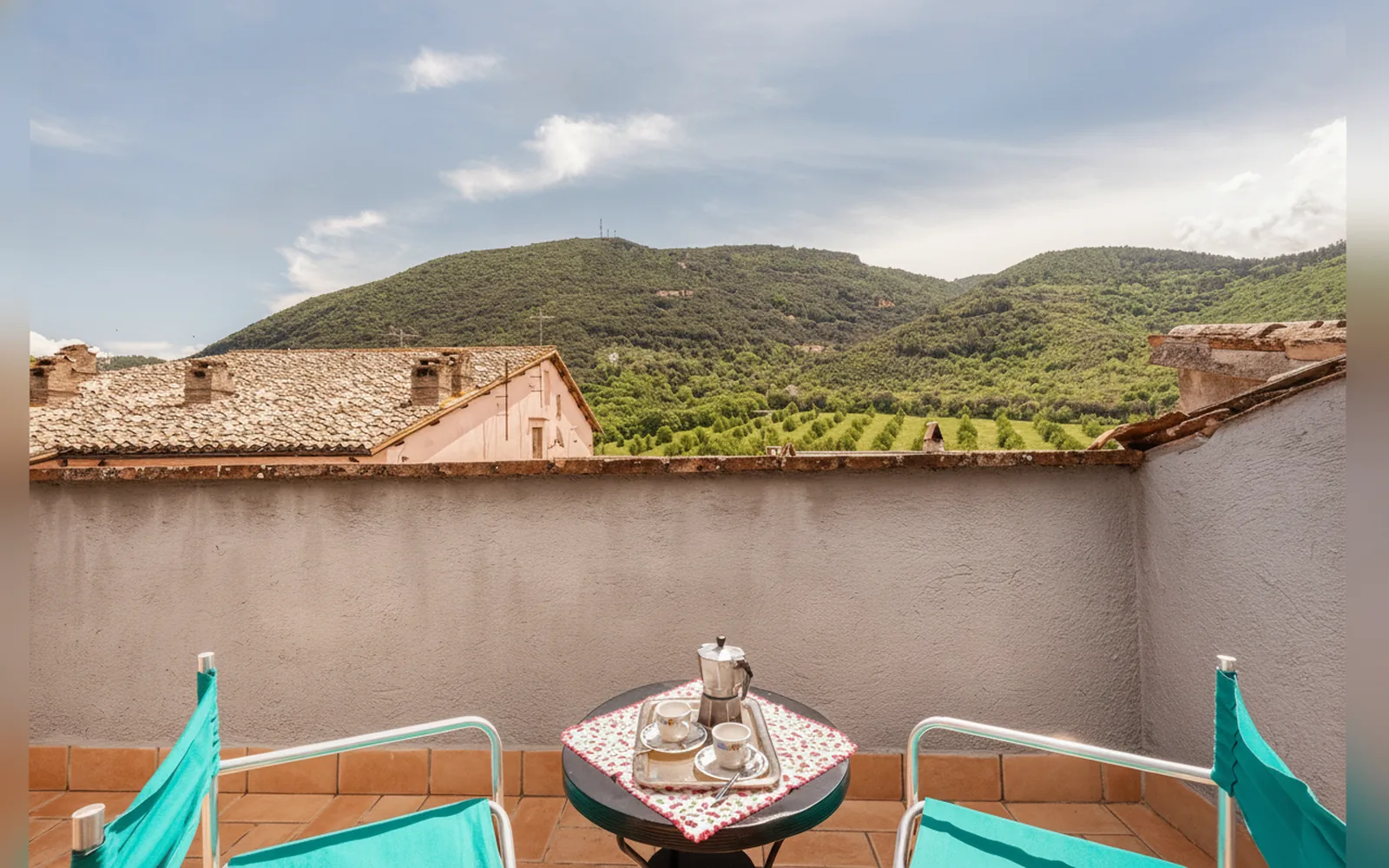 Antonia Home — Appartamento nel centro storico di Spoleto, 