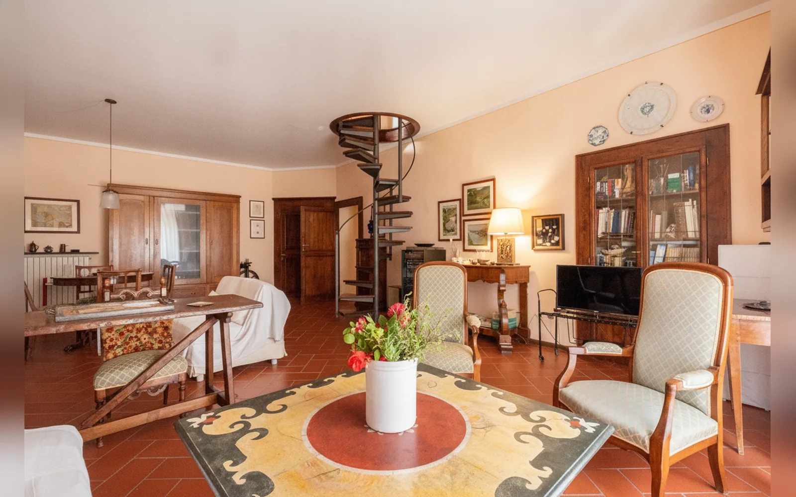 Antonia Home — Appartamento nel centro storico di Spoleto, 