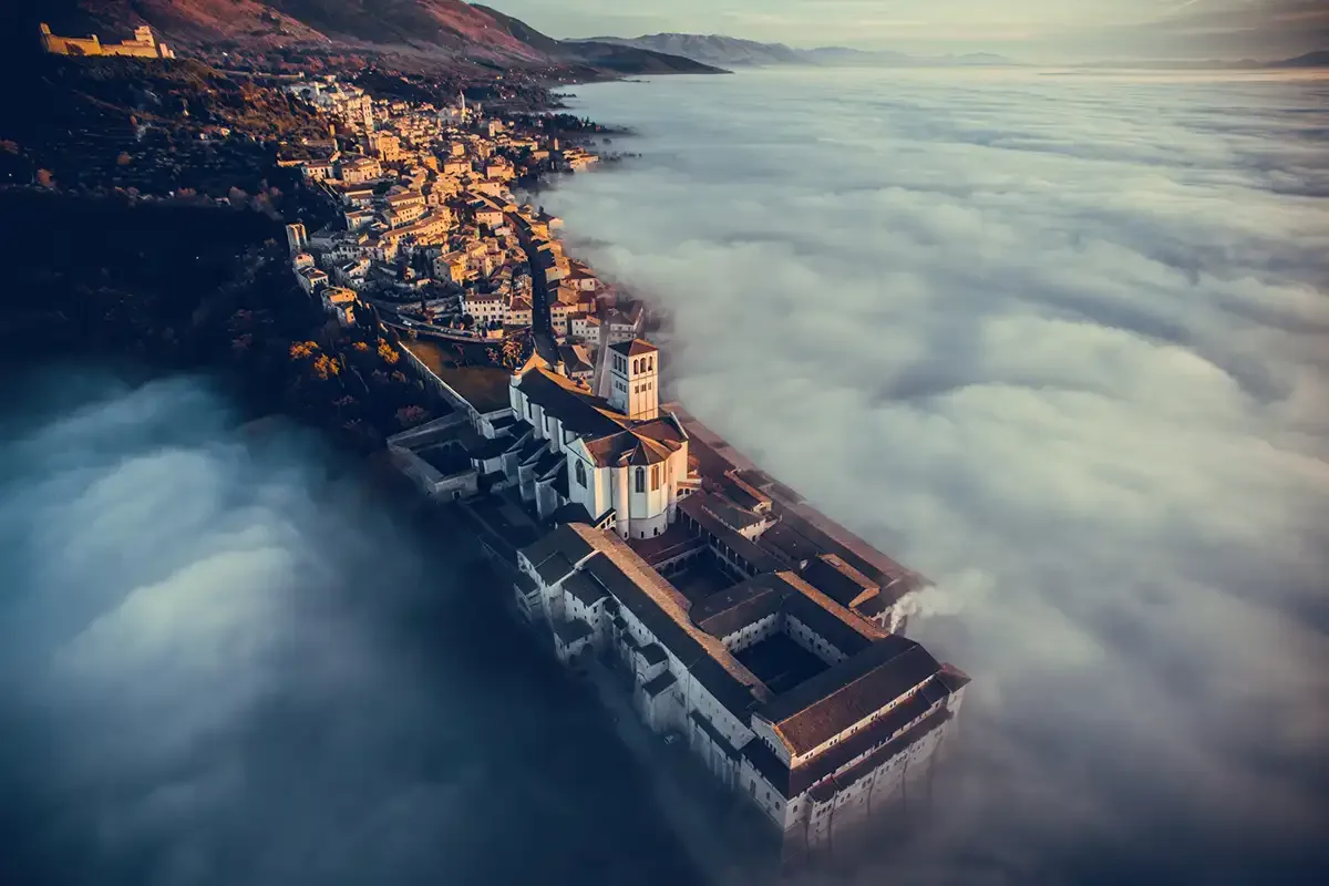 Antonia Home — Appartamento nel centro storico di Spoleto, 